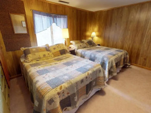 Hideout Ft Abajo 2 BR Cabin, Stunning Views, Secluded!