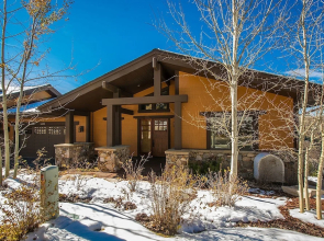 Blacktail Lodge - Five Bedroom Home