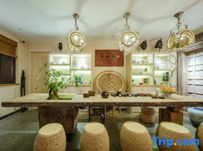 Floral Lux Hotel· Shaoxing Hemu Fossil Private Collection Museum Hotel