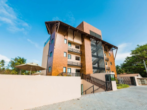 EcoCharme Macuco Residence