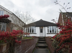 NEW Stunning 3BD House Central Ashford Sleeps 6!
