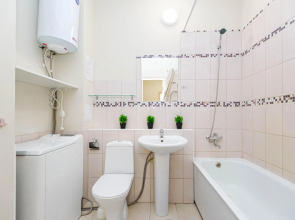 Cosmos (Космос) на улице Революции 48А