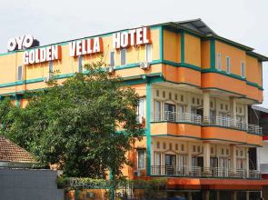 OYO 624 Hotel Golden Vella