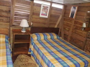 Secret Cabins at Firefly Beach