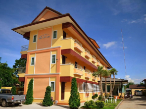 Phrom Phring Place Service Apartment