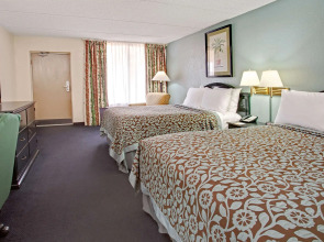 Days Inn by Wyndham Orlando Airport Florida Mall