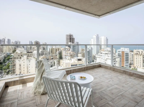 Seaside High-Rise Apt by Sea N' Rent