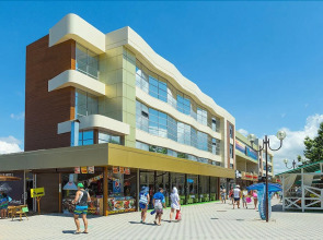 MohitoMore Club Hotel