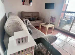 Apartamento Bamboleo con piscina -solo familias y parejas-