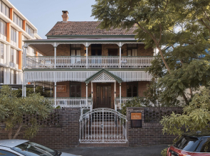 Kennigo Hotel Brisbane, Independent Collection by EVT