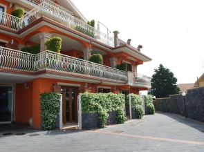 Etna View Holiday House