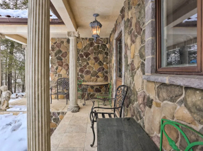 1 Mi to Lake Wallenpaupack: Spacious Poconos Villa
