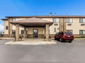 Quality Inn Sheboygan North I-43