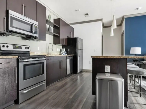 Landing Apartments - Northlake