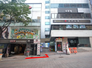Step Inn Myeongdong 2 - Hostel