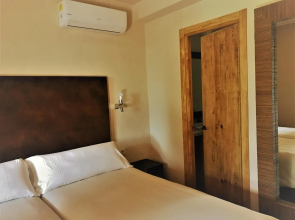Chillout Hotel Tres Mares