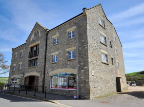9 Maritime House