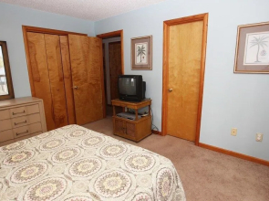 C's by the Sea - 4 Br Home