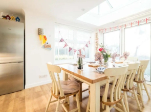 69 Saxmundham Road