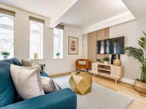 Sleek Scandi Design Super Central Netflix