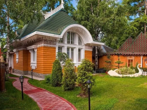 Tsarskoye podvorye