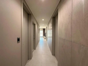 Y COLLECTION by UH FLAT OSIRIA