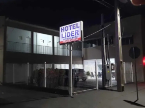 Hotel Líder