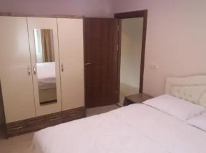 Sari Konak Apart Evleri