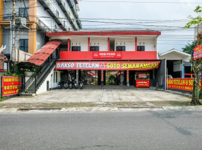 RedDoorz Syariah near Alun Alun Wonosobo 4