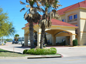 Baymont by Wyndham Brenham