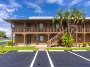 Bass & Sun Condominium 2/2 Bedroom