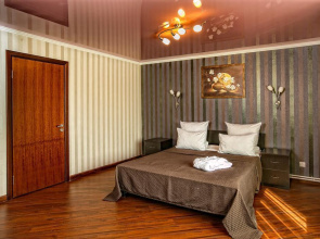 Yolki Hostel