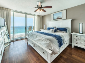 Long Beach Resort 4-902