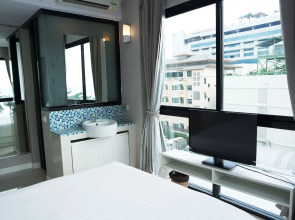 Serenotel Pattaya Beach Front