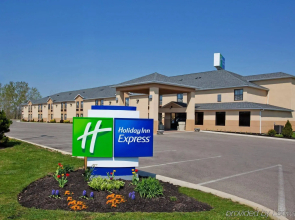 Holiday Inn Express London-I-70