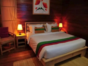 [Deact] Rumah Kedaung Guest House & Cafe
