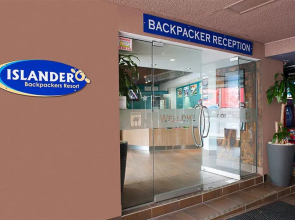 Islander Backpackers Resort