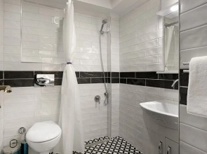 Отель Marvida Happy Suites