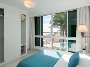 Beachfront Apartment Las Burras MRA 02