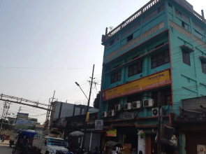 Goroomgo Central Guest House Agartala
