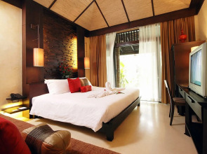 Impiana Beachfront Resort Patong, Phuket