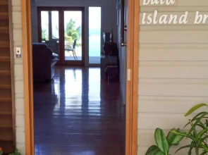 Island Breeze Fiji