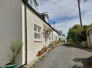 1 Cheriton Row