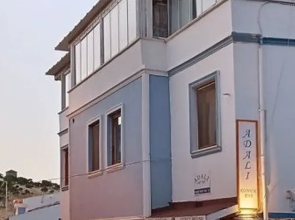 Adalı Pansiyon