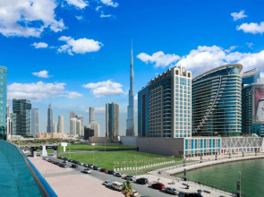Radisson Blu Hotel, Dubai Waterfront