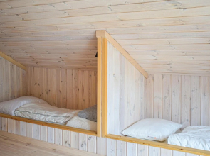 Beautiful Home in Skare With Wifi and 5 Bedrooms