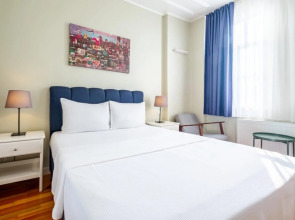 Charming Flat Near Taksim Square in Inonu Sisli