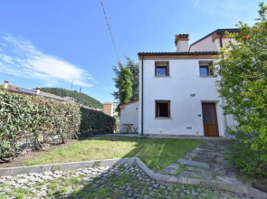 Calaone Wondeful Duplex Apartment con parcheggio x4