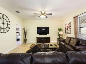 Je53100 - Champions Gate Resort - 5 Bed 4 Baths Villa