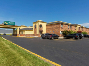 Quality Inn Alexis Rd